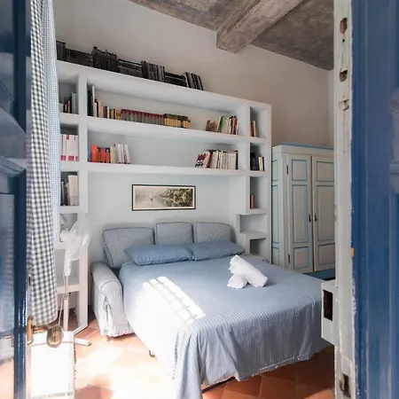 Pensión 34 - The House Of Travelers Como